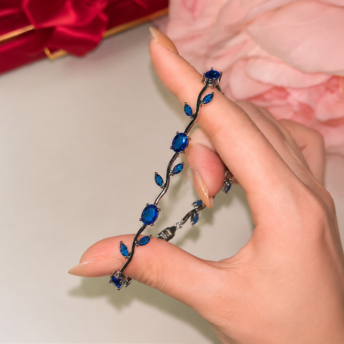 Elegant Silver Plated Tulip Bracelet for Girls/Women